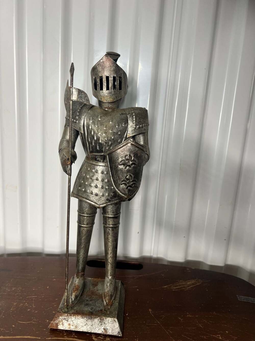 Vintage Handcrafted Metal Medieval Knight Statue Made in Mexico, 16-inch